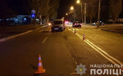 На Донетчине отца с годовалым ребенком на руках сбили на пешеходном переходе