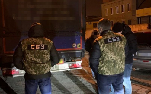В Мариуполе выявили 30 тонн спирта сомнительного происхождения на 8 миллионов гривен
