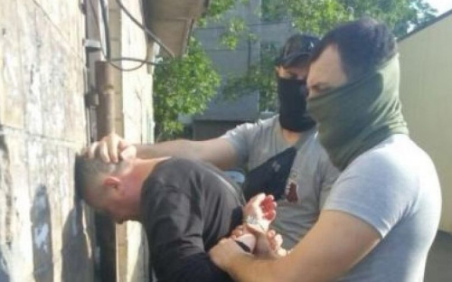Дело о взятке на мариупольской таможне набирает обороты (ФОТО)