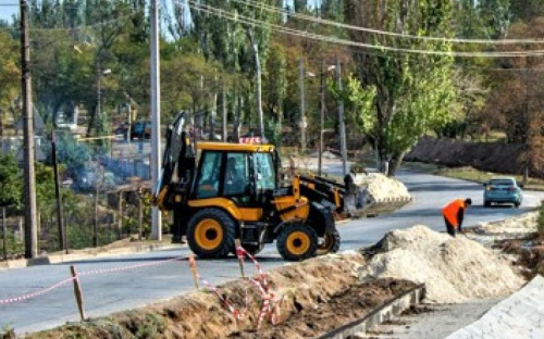 В районе Левобережного пляжа в Мариуполе отремонтируют дороги