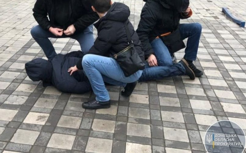 В Мариуполе чиновника госпредприятия поймали на взятке