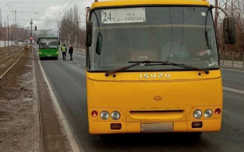 Два «Богдана» не поделили дорогу в Мариуполе