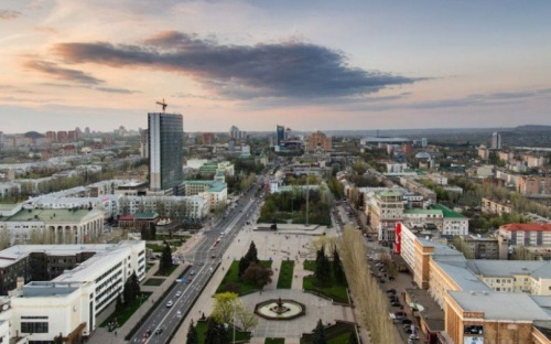 Въезд и выезд из оккупированного Донецка закрыли