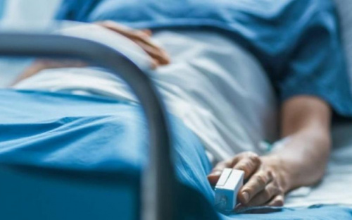 Под Мариуполем из COVID-отделения уволились медработники. Куда деваться больным?