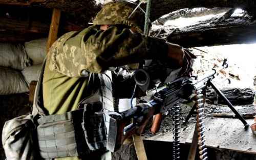 Вблизи Мариуполя боевики открыли огонь из гранатометов и стрелкового оружия