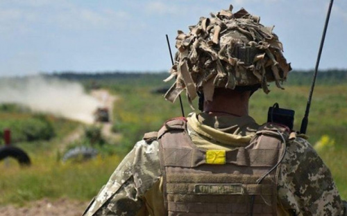 Боевики вновь стреляли под Мариуполем. На Донбассе ранен боец ВСУ