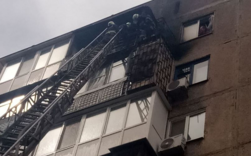 В Мариуполе ликвидировали пожар на 9-м этаже жилого дома