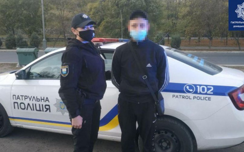 На мариупольском пирсе задержали разыскиваемого за кражу