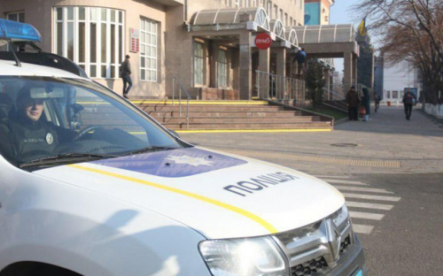 В Мариуполе пойман мужчина, воровавший в Театральном сквере