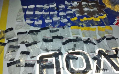 Несовершеннолетний мариуполец покупал наркотики в интернете