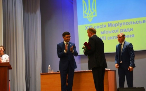 Федерация футбола Украина наградила двух мариупольцев (ФОТО)