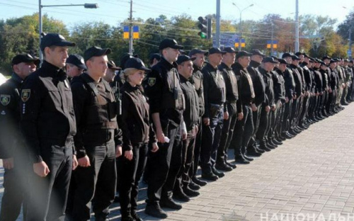 На День города безопасность мариупольцев обеспечат более 200 полицейских 