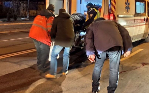 В Мариуполе на пешеходном переходе сбили женщину