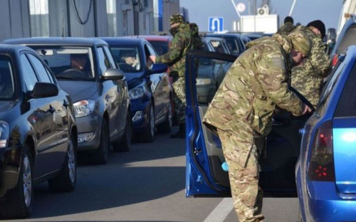 КПВВ на Донбассе станет проще пересекать на время поминальных дней