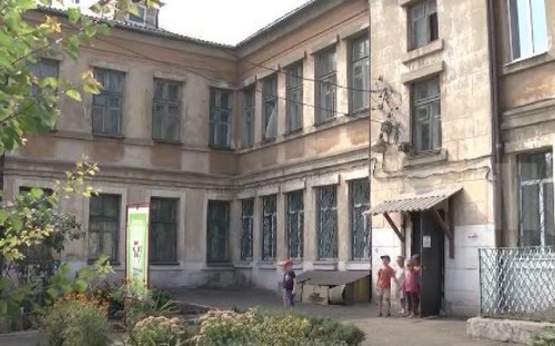 Мариупольский детский сад в Центральном районе станет еще комфортнее и безопаснее