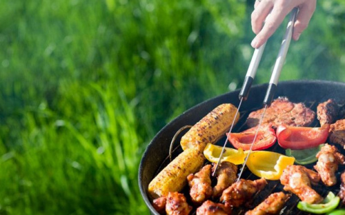 Майские праздники: в какие дни будут отдыхать мариупольцы