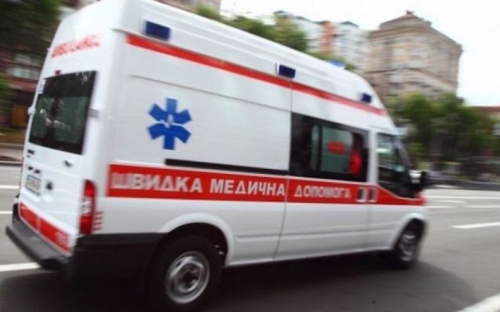 В Мариуполе мужчина и женщина получили ножевые ранения
