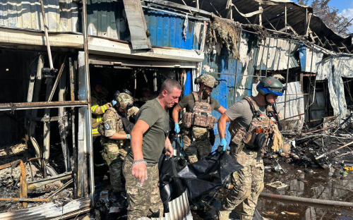 16 загиблих, серед них дитина - росіяни обстріляли ринок у Костянтинівці