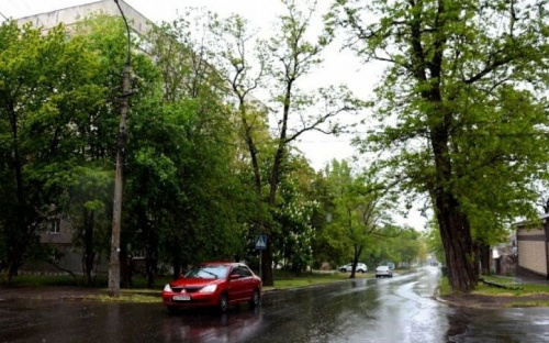 В Мариуполе гроза обесточила 38 трансформаторных подстанций
