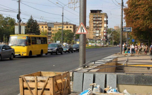 В Мариуполе после ремонта открыли движение по проспекту Мира (ФОТО)