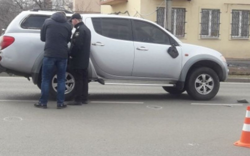Стали известны подробности ДТП на переходе в Мариуполе, где пикап сбил двух девочек (ФОТО)
