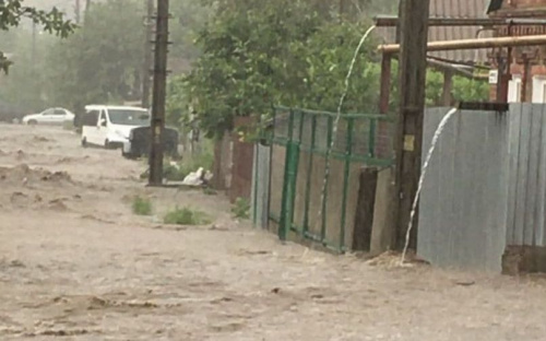 Пострадавшим от ливня мариупольцам окажут материальную помощь