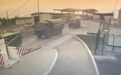 Военная техника из оккупированного Крыма движется в Украину