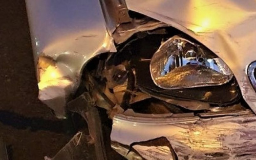 Неудачный поворот налево: в Мариуполе «поцеловались» автомобили