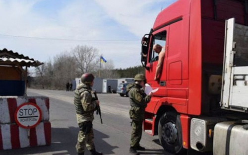 Возле блокпоста под Мариуполем ограничат движение