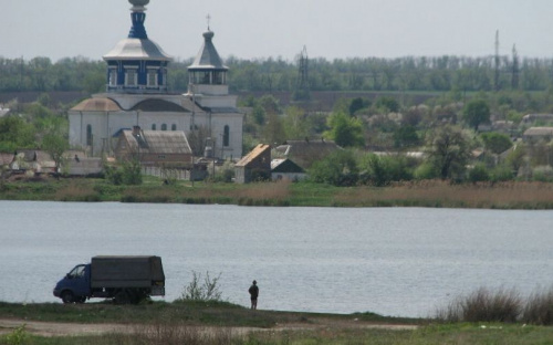 Тело мужчины достали из реки на Донетчине