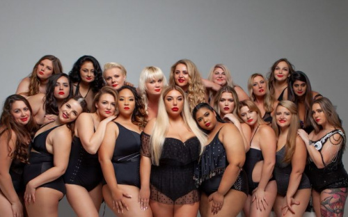 Мариупольчанки забрали главные короны национального конкурса Mrs & Miss World Plus Size Ukraine 2021