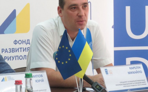 ПРООН включит свет на улицах поселков под Мариуполем (ФОТО)