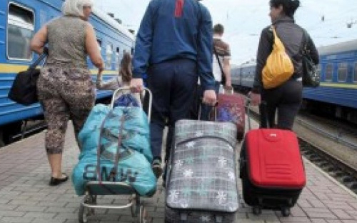 За неделю количество официальных переселенцев из Донбасса сократилось на 8 тысяч человек