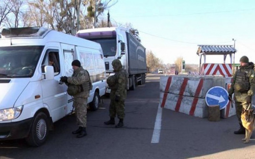 За неделю полицейские Донетчины предотвратили на блокпостах 66 правонарушений