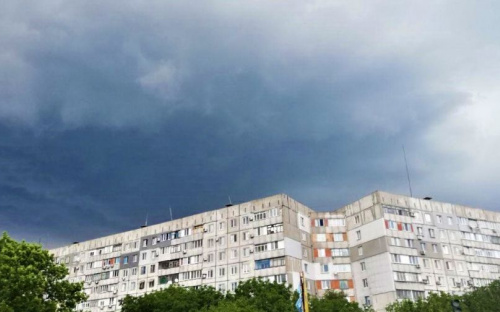 Дождь в Мариуполе: в каких районах было сухо, а где «поливало нехило»