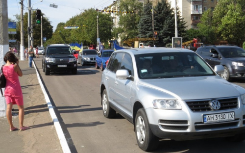 Жебривский стал лидером автопробега в Мариуполе (ФОТО+ВИДЕО)