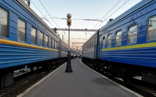 Железнодорожное сообщение с Мариуполем улучшат уже в следующем году