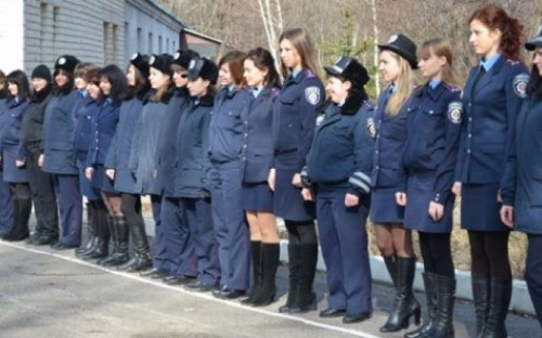 На Донетчине женщины-полицейские жалуются на сексизм со стороны начальника