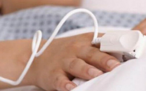 Мариуполец напоил 12-летнего сына вином: мальчика забрала «скорая»