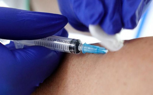 Стало известно, когда в Украине начнется вакцинация против коронавируса