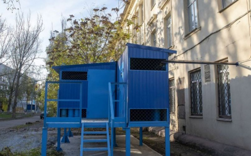 В мариупольской больнице недавно организованные «коронавирусные» койки заняты наполовину