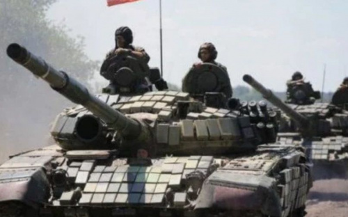 На Донетчине зафиксированы новые танки, гаубицы и БМП российских оккупационных войск