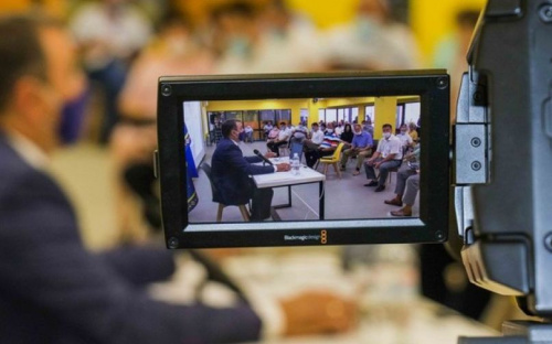 Оставить заявку, поделиться проблемой: в Мариуполе запускают сервис «депутат в смартфоне» (ФОТО)