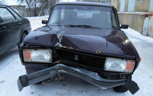 Вблизи Мариуполя подростки угнали автомобиль и попали на нем в ДТП