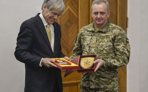 Красный Крест будет помогать с поиском военнопленных на Донбассе (ФОТО)