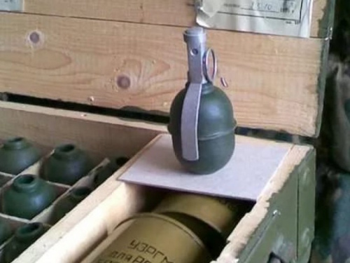 Военнослужащие ОРДО под Мариуполем украли ящик гранат