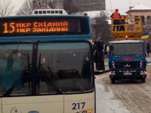Мариупольскому электротранспорту больше не грозит обледенение контактной сети (ФОТО)