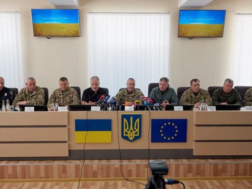 Операция объединенных сил на Донетчине: меньше блокпостов, разминирование и режим тишины (ФОТО)