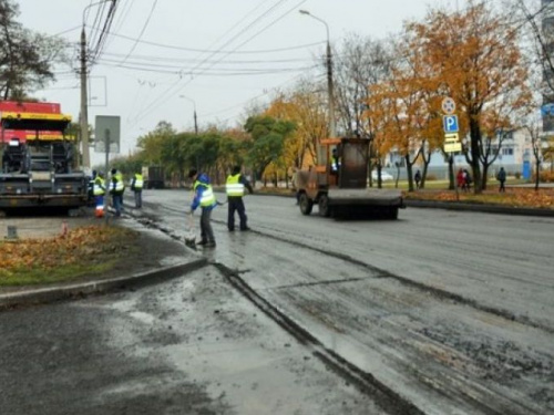 В Мариуполе открыли движение транспорта от проспекта Мира до улицы Митрополитской (СХЕМА)