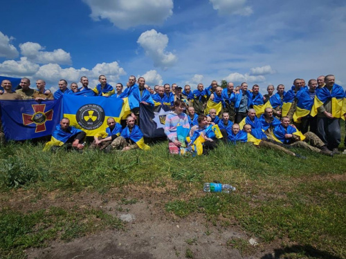 З російського полону повернулися 75 українців та українок: серед них – захисники Маріуполя